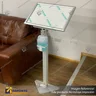 PEDESTAL SANITARIO METALICO BASE TRIANGULAR + CAJA DE LUZ MARCO CLIP FORMATO A4 (21*29.7 CMS), foto 2